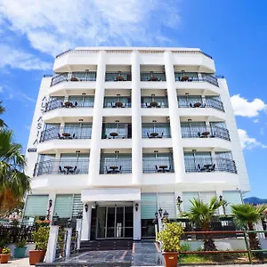 3* Otel Aurasia Sea Side